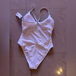 Shade & Shore 🔻NWT  white one piece swimsuit size 8/10 high leg cheeky Photo 3
