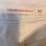 Levi's 725 High Rise Bootcut Corduroy Women's Pants Size 30 Off White Photo 5