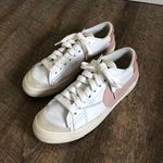 Nike Blazer Low Sneakers SZ 11 Photo 3