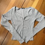 Brandy Melville  Heather Gray Button Thermal, One Size Photo 3