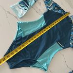 Wave Life Atlantis print women size XS Paddlesuit swim back zipper long sleeves Green Photo 6