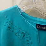FINAL MARKDOWN Denim and company top small Photo 1