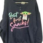 Star Wars baby yoda black sweatshirt Photo 0