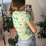 Anthropologie Maeve V-Neck Short Sleeve Floral Ruched Cropped Blouse Green Small Photo 2