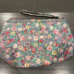 Natural Style Floral Zip Wristlet Cosmetic Makeup Bag Photo 4