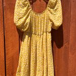 Yellow Floral Puff Sleeve Dress Size XL Photo 4