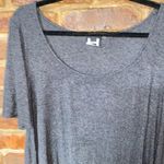 H by Bordeaux  Gray Short Sleeve Asymmetrical Hem Top Women's Size Medium Photo 1