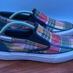 Converse slip ons women’s size 7 Photo 0