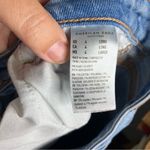 American Eagle destroyed mom jeans light wash women’s size 4 long trendy casual Photo 8