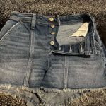 Hollister Womens 3/26" Ultra High Rise Mom Short 3" button up Photo 2