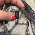 White House | Black Market Women's Skinny Ankle High Rise Snake Gray Size 2 Photo 6