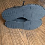 Puma Women’s 8.5 Cali Croc Black Sneakers Photo 4