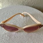 Kate Spade : Light Pink Karyna’s Floral Sunglasses Photo 5