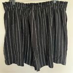 Adrianna Papell NWT Women’s Adrianna Papell Linen Blend Black White Striped Shorts Size XL Photo 10