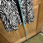 Sandra Darren women’s Monochrome Zebra Pattern Dress size 12 Photo 4