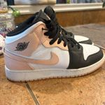 Nike Jordan  Photo 1