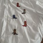 Casey Coleman Embroidered shirt EUC White Size L Photo 4