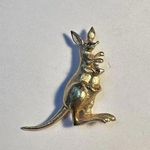 Signed Avon Brooch Pin Gold Tone Kangaroo Mom Figural Photo 0