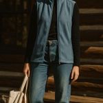 Vintage Outdoor Ventures Blue Fleece Zip Vest Sleeveless Hiking Jacket Size L Size L Photo 1