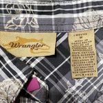 Wrangler  Women’s Western Plaid Button Up Shirt Black White Pink Size Small Photo 2