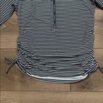 Carve Designs  Cruz Navy Stripe‎ 1/2 Zip Long Sleeve Swim Rashguard Size Small Photo 2