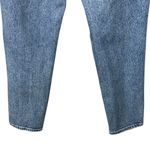 American Eagle SZ 4 LONG Mom Jeans Distressed / Rips Mid-Rise Zip-Fly Whiskered Photo 6