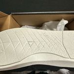 New Vionic Malibu Black Canvas Slip On Sneakers 7.5 Wide Photo 5