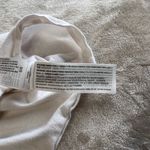 Hollister  Brooklyn NY Short Sleeve Baby Tee Women’s T-Shirt Sz XS EUC Photo 3