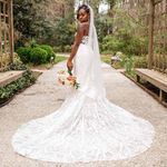 Women's Lace Appliqued Bride Wedding Veil 1 Tier Long Knee Length Bridal Veils Soft Tulle Hair Accessories Photo 5