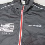 Brooks Marathon Finisher Rock N Roll Windbreaker Full Zip Jacket Women L Blk Red Photo 3
