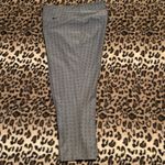  Pants Nike DRI FIT ATHLETIC Pants NIKE YOGA CAPRIS Women’s Size Medium Photo 7