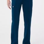FIGS  Women’s Kade Cargo Scrub Pants in Deep Reef - 2XL TALL Photo 2