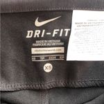Nike Lightweight Capri Length Leggings size xs Photo 2