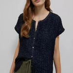 Tiny by Anthropologie Navy Niemh Textured Button Down Top Photo 0