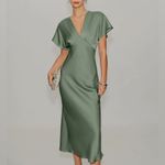 Rihoas Green Satin V Neck A Photo 2