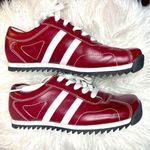Steve Madden Like New Sneakers with White Stripes old school style Photo 2
