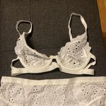 ASOS  Design Women’s White Color Sets Brand New Top US 34B & Bottom US 8 Photo 2