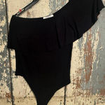 Aritzia Babaton One Shoulder Black bodysuit with ruffle, size Small Photo 0