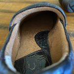 •Woman’s b.o.c. slip on shoes• Size 6 Photo 5