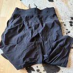 Lululemon  Dance Studio Crop Unlined Black Pants‎ Women's Size 8 Photo 3