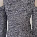 Zella Heathered Grey Cold Shoulder Athletic Top Photo 6