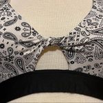 PINK - Victoria's Secret Pink Sport Woman's White & Black Athletic Casual Sports Bra Size Small Photo 1