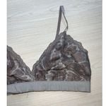 True & Co Women's Soft Lace Wirefree Bralette Medium Sexy Comfy Photo 3