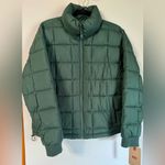 Levi's Levi’s Women’s Box Quilted Puffer Jacket Green Size M NWT Photo 4