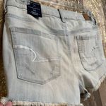 American Eagle High Rise Shortie Light Wash Lace Pocket Stretch Shorts 10 NWT Photo 8