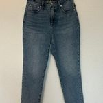 Madewell The Curvy Perfect Vintage Jean in Heathcote Wash Photo 2
