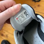 On Cloudventure Trail Waterproof Running Shoe / women’s 7.5 glacier white Gray Photo 6