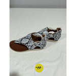 SheIn Woman’s Thong Back Zipper Black & White Snake Print Sandals Size 9-9.5 Photo 2