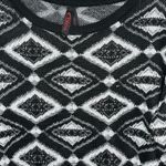 Yoki  Acrylic‎ Sweater Photo 3
