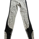 Beyond Yoga  Women's Above The Curve Long Leggings Gray Heather Size‎ Small Photo 0